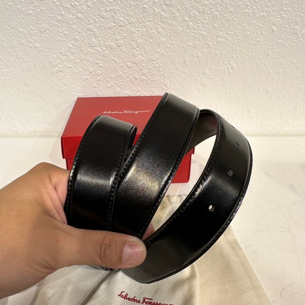 Brand New Ferragamo Reversible Black And Brown Unisex Belts - Picture 6 of 8